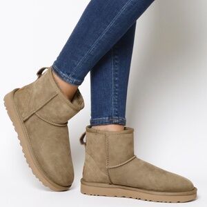 UGG Classic Mini Boots antelope
